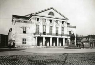 Weimar, Nationaltheater : Weimar. Nationaltheater. Ansicht der Hauptfront