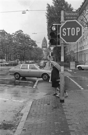 Neue Ampelanlage an der Kreuzung Sophienstraße/Yorckstraße