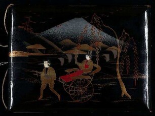 Japanisches [vermutl.] Fotoalbum, Lackdeckel mit Figuren mit aufgesetzten Elfenbeinköpfen, Fotodrucke, koloriert