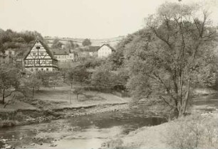 Waldkirchen-Zschopenthal, Hammermeisterhaus, Ansicht über die Zschopau