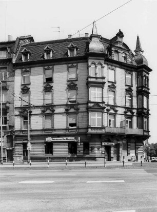 Mietshaus; Frankfurt, Baseler Platz 2