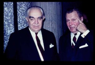 Dr. Raeck/ E. Schroeder 11.12.66.