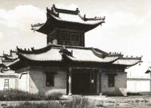 Ulan Bator. Tempelpalast des Tschoidschin-Lama (1910). Zweigeschossiges Außentor