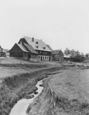 Schneeberg, Grube Siebenschlehen, Pochwerk. Ansicht über den Lindenauer Bach