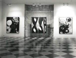 Dresden. Ausstellung "Ernst Wilhelm Nay. 1902-1968" im Georgenbau des Residenzschlosses. Raumaufnahme