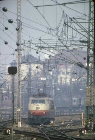 Stuttgart Hbf. Wartegruppe West Lok 103 110