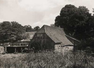 Herzogtum Lauernburg. Ansicht der Grander Mühle, einer Wassermühle an der Bille im Sachsenwald