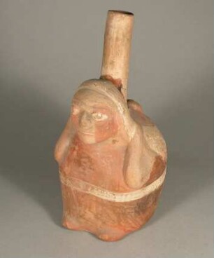 Stehende anthropomorphe Figur mit Kind