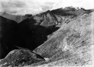 Anden : Berglandschaft mit Blick in ein Tal