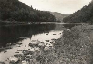 Mittelsächsisches Bergland. Zschopautal unterhalb der Lauenhainer Mühle, abwärts gesehen (jetzt von Kriebsteinstausee überflutet)