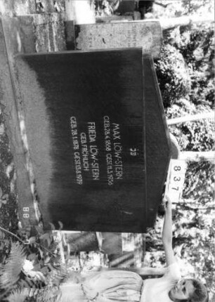 Grabstein 837