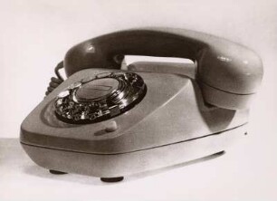 Telefunken Fernsprechapparat von Günter Kupetz