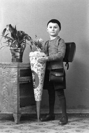Roßwein. Schulanfänger der Familie Wascheck, Ostern 1937