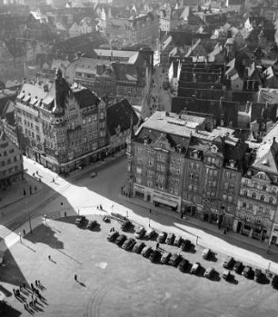 Ulm. Münsterplatz. Ansicht vom Münsterturm (von Osten)