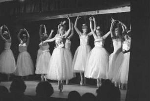 Ballettabend der Ballettgruppe des Stadtjugendausschusses Karlsruhe unter Leitung von Tilly Goldschmidt