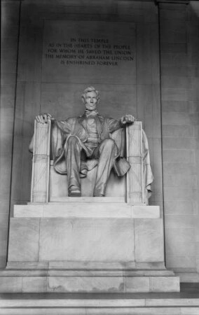 Lincoln Memorial — Sitzfigur