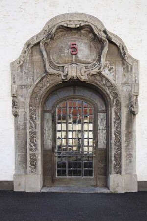 Portal Badehaus 5