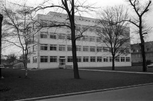 Inbetriebnahme des bakteriologisch-serologischen Instituts des Städtischen Krankenhauses Karlsruhe