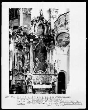 Rechter Seitenaltar mit Altarblatt vom Tod des Heiligen Joseph und im Auszug den Sturz Luzifers