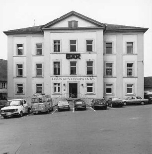 Ehem. Volksschule; Weilburg, Langgasse 3