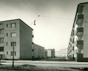 Siedlungsbauten Müllerstr. (Taut), Berlin, 1930