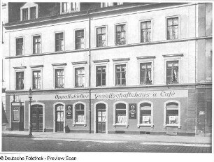 Dresden-Neustadt, Rudolf-Leonhard-Straße 13. Wohnhaus mit Oppellstädter Gesellschaftshaus und Café. Straßenansicht