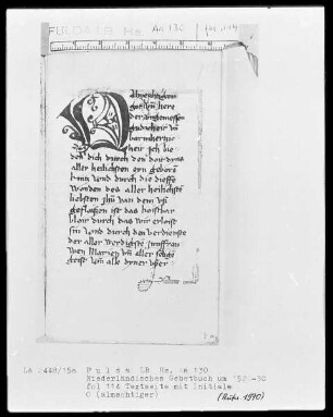 Niederdeutsches Gebetbuch mit eingeklebten Kupferstichen — Initiale O, Folio 114 recto