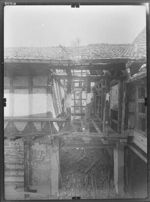 Quedlinburg, Breite Straße. Wohnhaus. Hofansicht