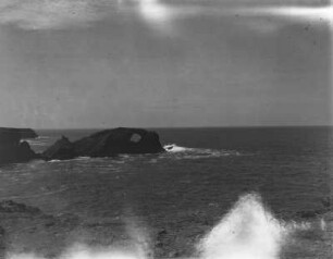 Die Küste bei Belle-Île : Blick auf die Insel vor der Halbinsel Beg en Nuet