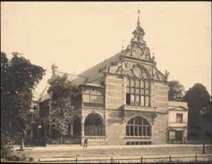 Grosses Bierhaus Kronprinzenzelt, Berlin: Ansicht der Fassade