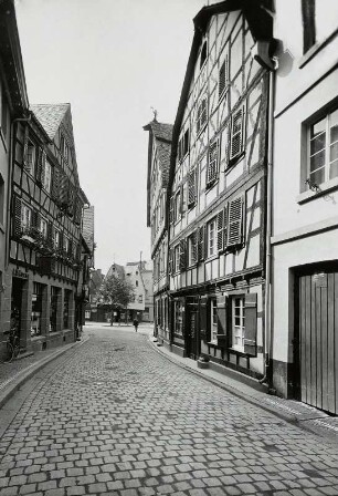 Linz am Rhein, Neustraße : Linz am Rhein. Neustraße. Blick zum Buttermarkt