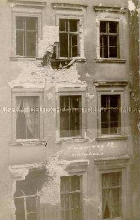 Stark beschädigtes Haus im Weidenweg