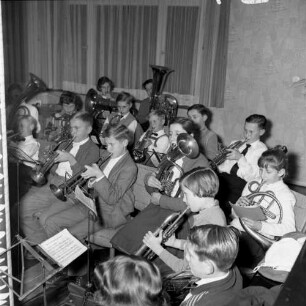 Gedern (Wetteraukreis). Kinderbläserchor beim Musizieren