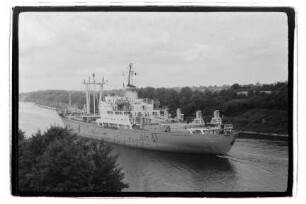 Edgar Andre (1962), VEB Deutsche Seereederei, VEB Deutfracht, VEB Deutfracht - Seereederei Rostock (DSR), Deutsche Seereederei GmbH, Rostock