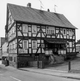 Herleshausen, Bahnhofstraße 3