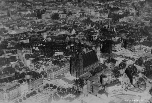 Innenstadt von Halle/Saale : Bebauung um die Marktkirche "Unser lieben Frauen"; Blickrichtung Nordosten