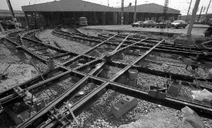 Betriebshof Tullastraße der Verkehrsbetriebe Karlsruhe (Straßenbahndepot Ost). Umbau und Erweiterung