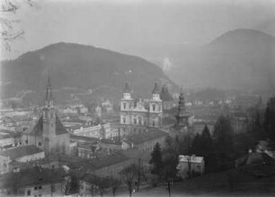 Stadtansicht : Blick auf die Bauwerke einer Stadt.