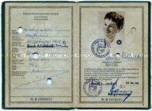 Reisepass der Bundesrepublik Deutschland von Isolde Müller - Familienkonvolut