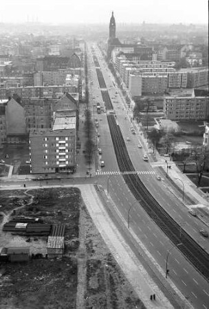 Berlin: Ernst-Reuter-Platz; Otto Suhr Allee; mit Rathaus Charlottenburg