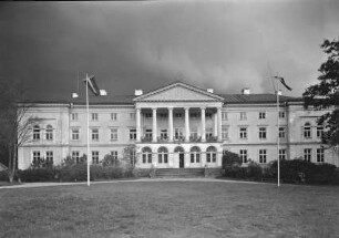 Gutsschloss Adsel & Herrenhaus Adsel & Schloss Adsel