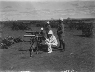 Maschinengewehre : Soldaten an Maschinengewehren