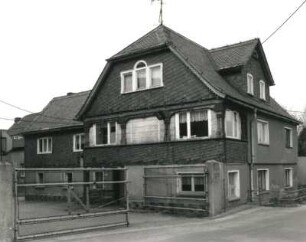 Neukirch/Lausitz, Südstraße 12. Verwaltungsgebäude der ehemaligen Lederfabrik (1886/1900)