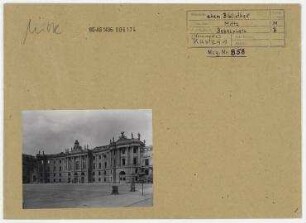 "Kommode", Bebelplatz. Berlin, Mitte, Bebelplatz