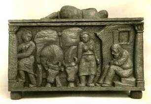 Truhe, geschnitzt von Lenhard,