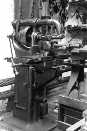 Metallsäge (Maschine) als Kreissäge. Roßwein, Firma Hugo Sohr, Schlosserei