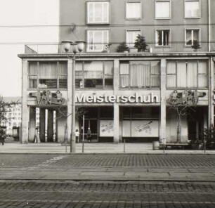 Dresden-Altstadt, Wilsdruffer Straße 10. Wohn- und Geschäftshaus (Schuhladen "Meisterschuh")
