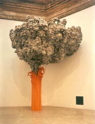 Vulkan : Bühler, Stefanie: Vulkan. Diverse Materialien. 2004. Dresden: Hochschule für Bildende Künste Dresden, Ausstellung Diplom 2004 vom 17.7.-29.8.2004