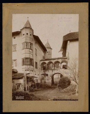 Ansitz Wohlgemuth (Hammerstein), Eppan (St. Michael): Außenansicht