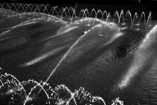 Stuttgart: Landesausstellung, Springbrunnen von oben